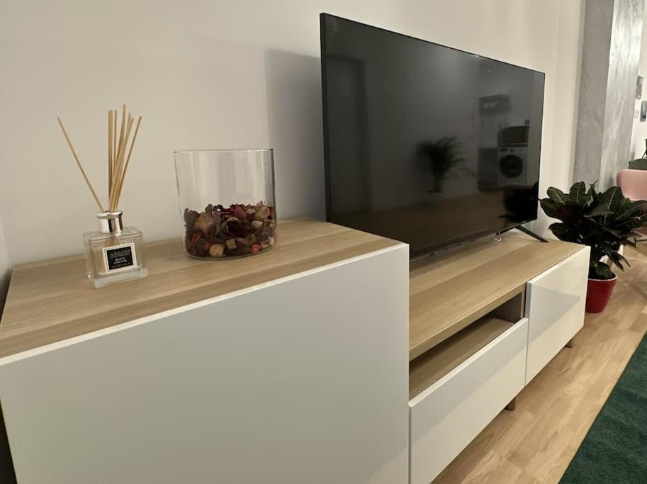 Art Apartment Bukarest Kültér fotó