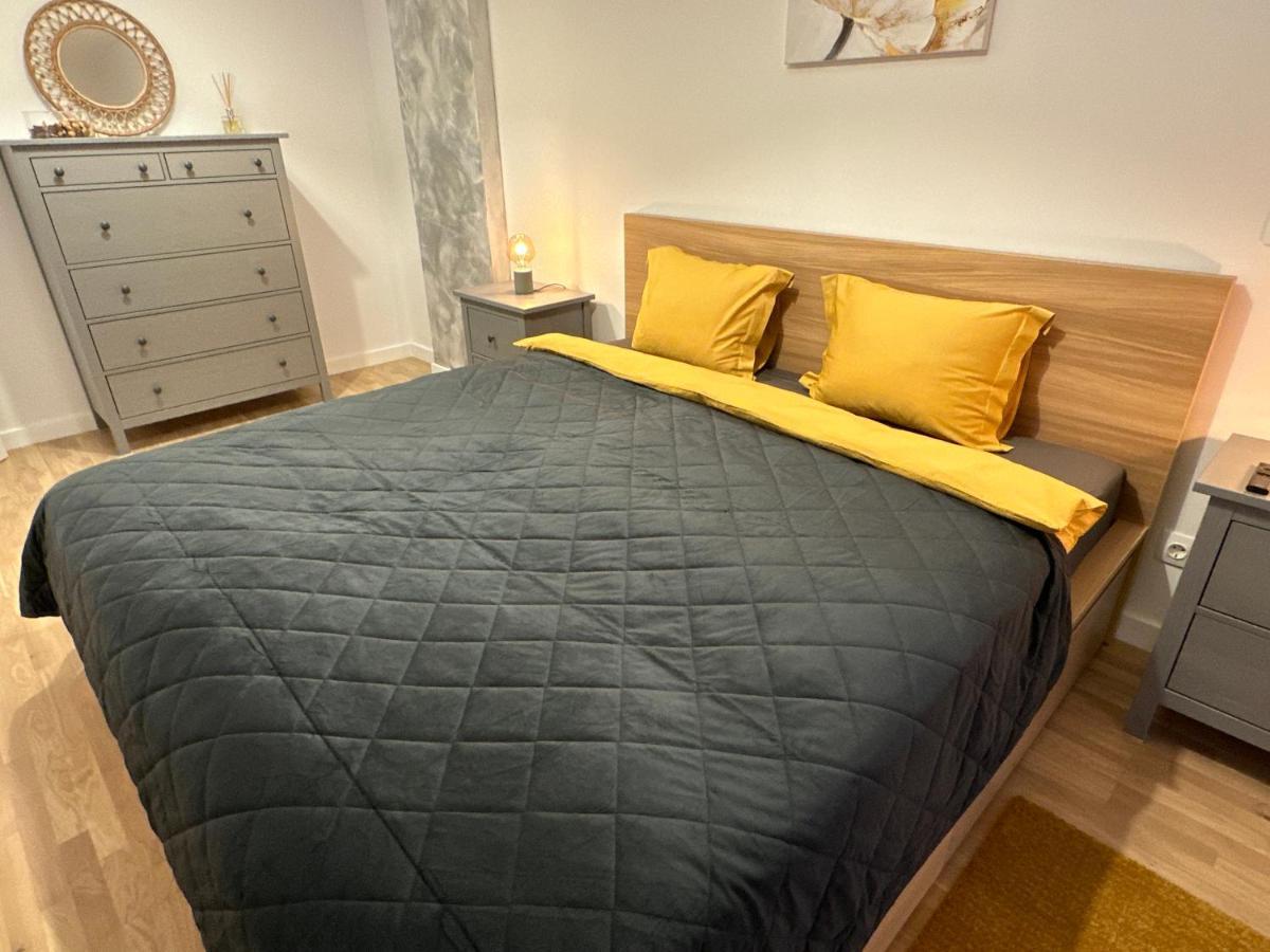 Art Apartment Bukarest Kültér fotó